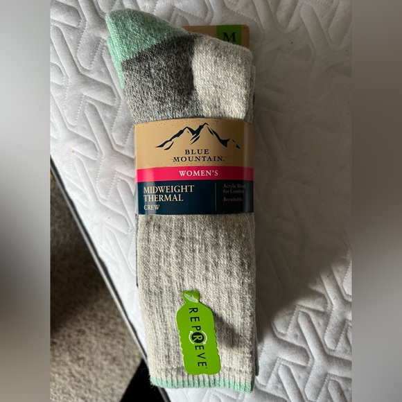 Blue mountain thermal socks - Picture 2 of 4
